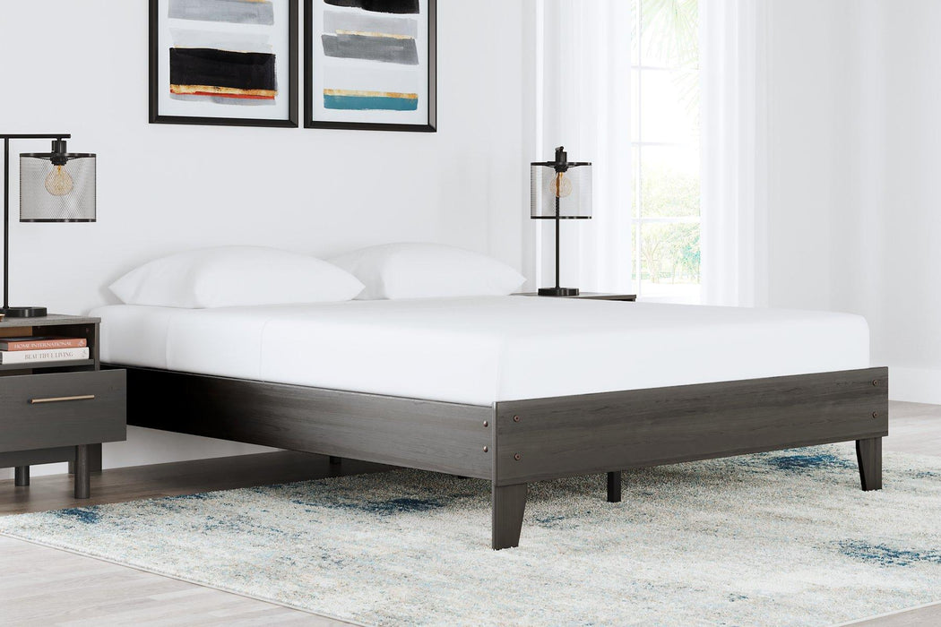 Brymont Panel Bed