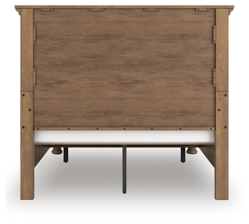 Feddinger Panel Storage Bed